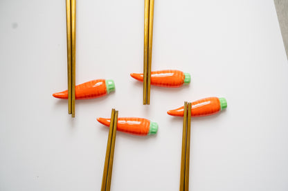 carrot chopstick rest