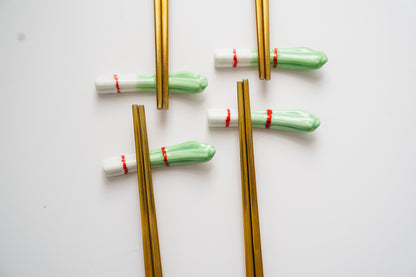 scallion chopstick rest